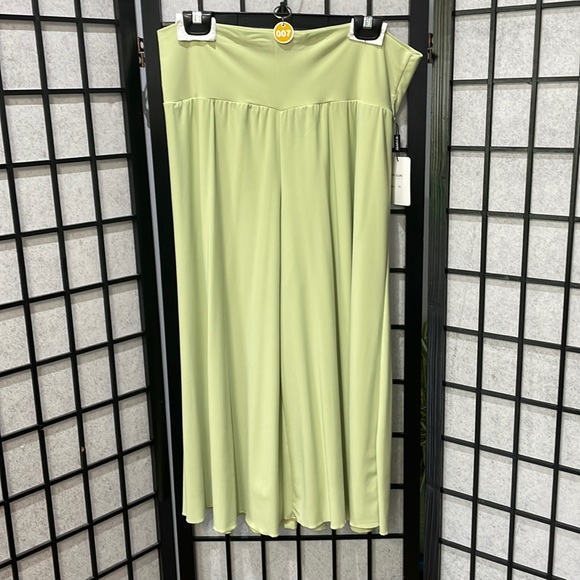 Vintage Clara Sun Woo, Soft Green Wide Leg Capris, SZ XL NWT - Picture 1 of 7